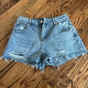 Princess Polly Denim Jean shorts, size 6, worn once, great condition